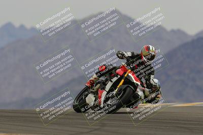 media/Jan-14-2023-SoCal Trackdays (Sat) [[497694156f]]/Turn 9 Set 2 (1130am)/